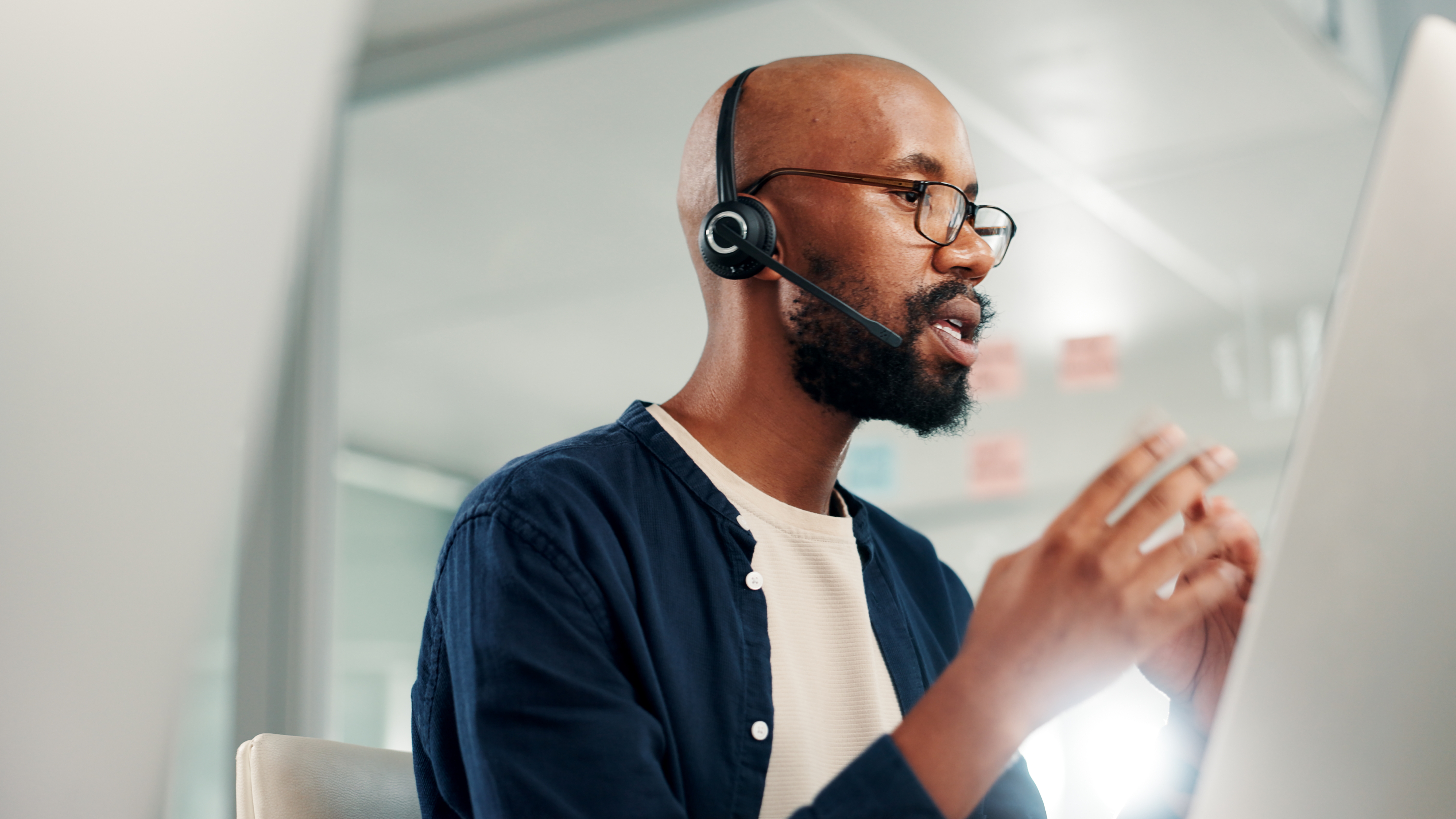 call center person