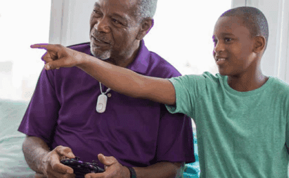 Les aînés profitent d’une meilleure santé émotionnelle en jouant aux jeux vidéo